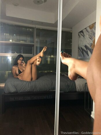 thevixenfiles / vanessa.rhd / vvxin  Nude Leaks OnlyFans Photo 3