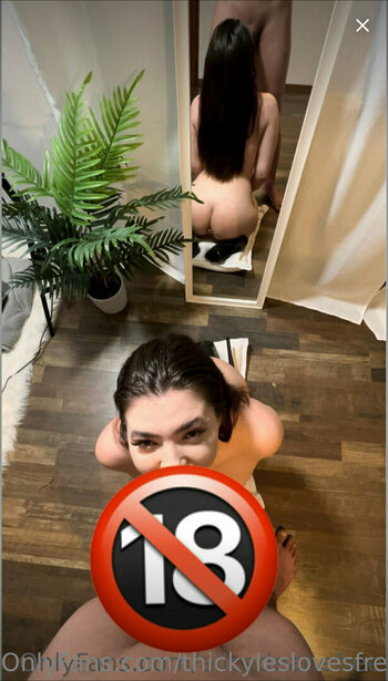 thickyleslovesfree Nude Leaks Photo 38