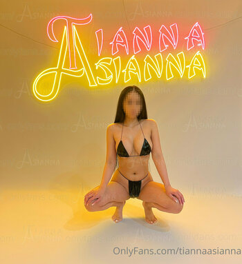 tiannaasianna Nude Leaks Photo 2