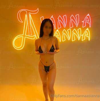 tiannaasianna Nude Leaks Photo 3