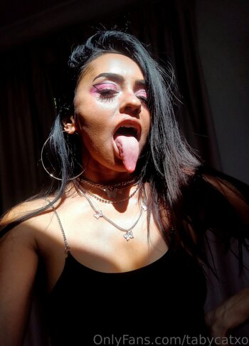 Tongue Queen / Tabycatxoxo Nude Leaks OnlyFans Photo 4