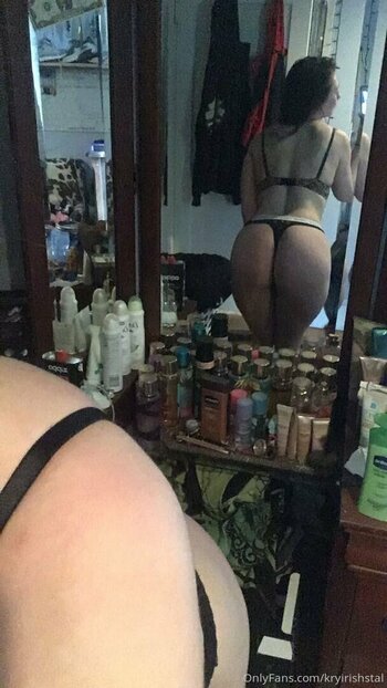 umassgirl Nude Leaks Photo 21