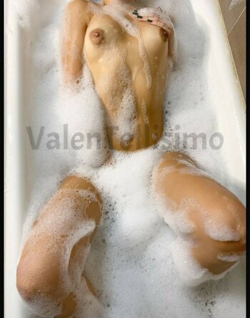 Valen Tellisimo / valen.tellisimo / valentellisimo Nude Leaks OnlyFans Photo 25