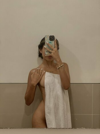 Valeria Cardona / valeriacardonaa / valeriavcardona Nude Leaks OnlyFans Photo 3