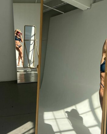 Valeria Guznenkova / guznenkova Nude Leaks Photo 17