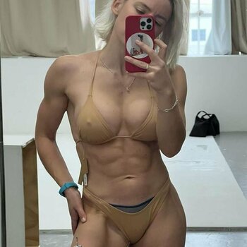 Valeria Guznenkova / guznenkova Nude Leaks Photo 22