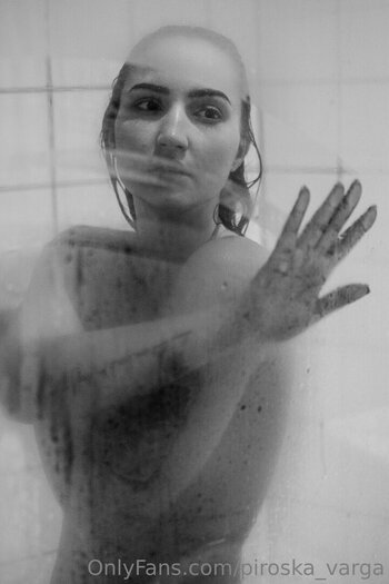 ValóVilág / valovilag Nude Leaks Photo 26
