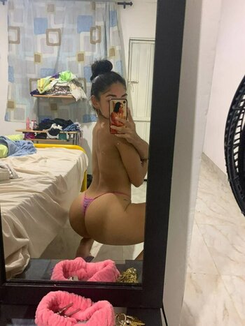 Vanessa Álvarez / vanessaalvarez10 Nude Leaks Photo 4
