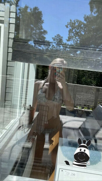 vanessaahlstrom / Nessa Nude Leaks Photo 13