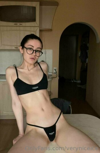 Veryniceice / Anna / Funnymaxbanny Nude Leaks OnlyFans Photo 23