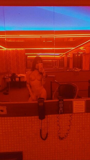 Vic.resende / Victoria Resende / viccresende Nude Leaks Photo 16