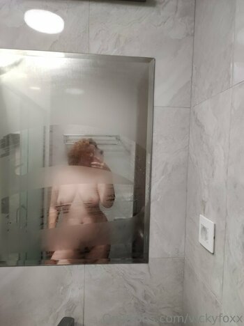 vickyfoxx Nude Leaks Photo 5