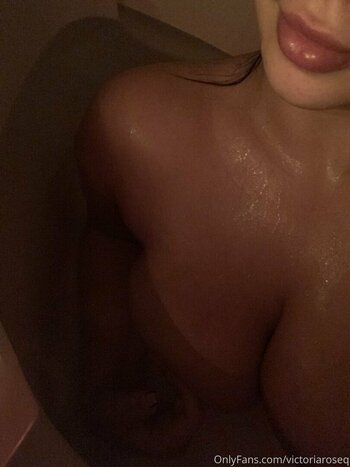 victoriaroseq / svictoriarose / victoriarose Nude Leaks OnlyFans Photo 32