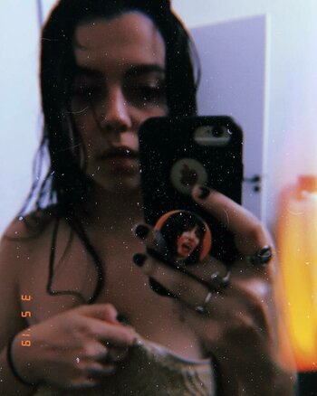 Violet Orlandi / https: / tinyshysiren / violet_orlandi Nude Leaks OnlyFans Photo 17