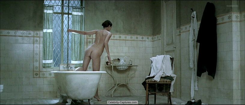 Virginie Ledoyen Nude Leaks Photo 120