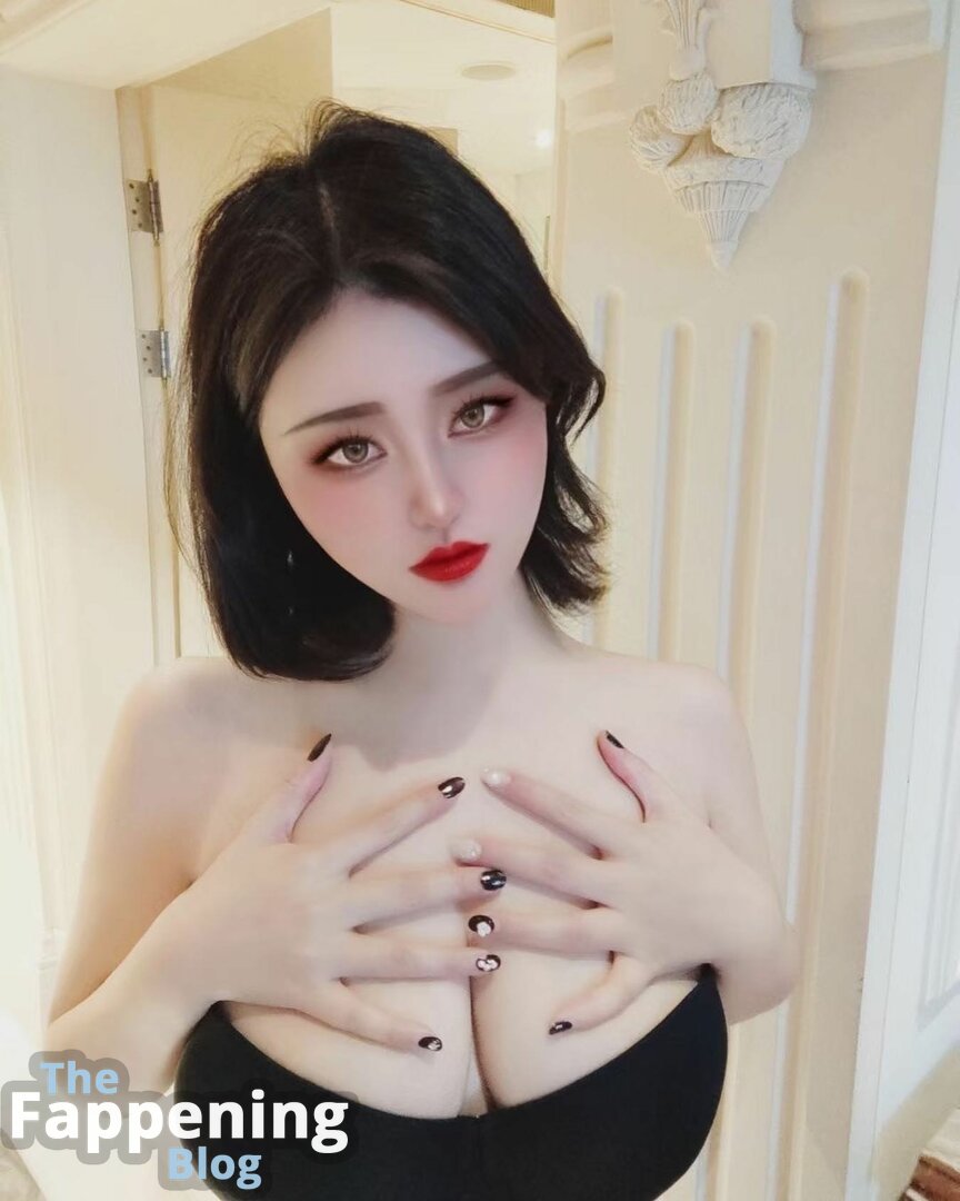 vivienlllee / vivianlee Nude Leaks OnlyFans Photo 1 | #TheFappening