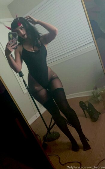 Witchy.brew / witchlewd / witchylewd Nude Leaks OnlyFans Photo 12