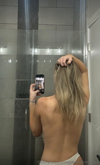 WomenBarstool / chicks Nude Leaks Photo 7