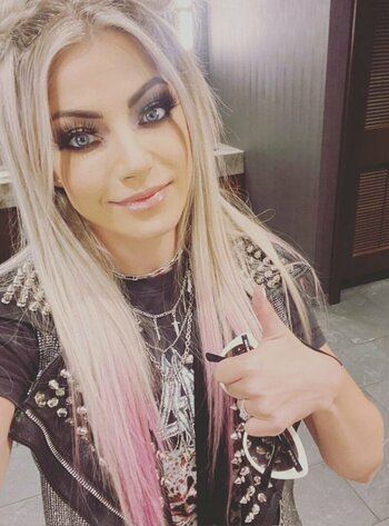 WWE Alexa Bliss / alexa_bliss_wwe_ Nude Leaks Photo 1