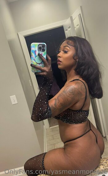 yasmeanmonique / yasmeanmoniquee Nude Leaks OnlyFans Photo 26