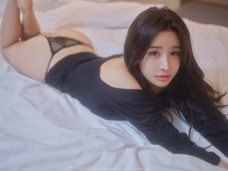 Yeon Yu / yeonyumilk Nude Leaks Photo 19