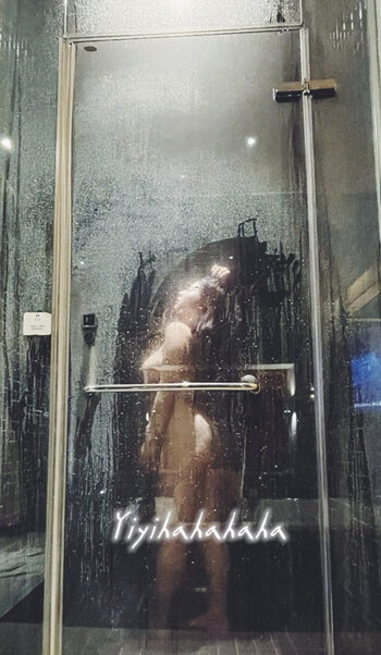 Yi Lin / https: / yiyihahahaha Nude Leaks OnlyFans Photo 13