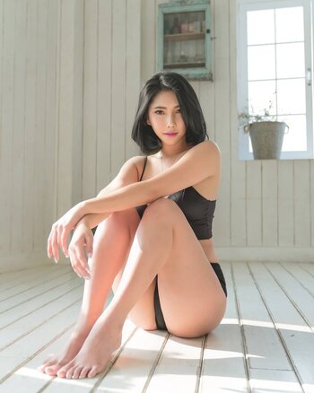 Yoon Cherry / cherry_chayomi / cherrychayomi Nude Leaks OnlyFans Photo 10