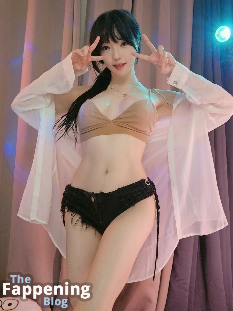 Yoon Froggy Jhjjijji Korean Streamer Nude Leaks Photo 20