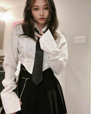 YoonHyoonAikuros / Kang Hee Nude Leaks Photo 8