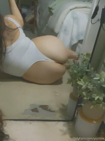 yoshiiix Nude Leaks Photo 14