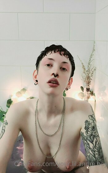 your.lil.andro.boy Nude Leaks Photo 2