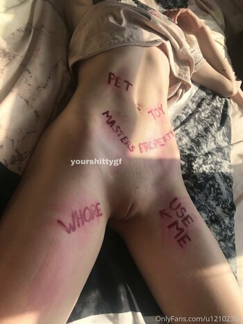Yourshittygf / Goddessmadsi / Lady Madison / madisoniseman Nude Leaks Photo 9