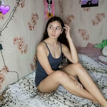 Yulia Sweet Girl Nude Leaks Photo 17