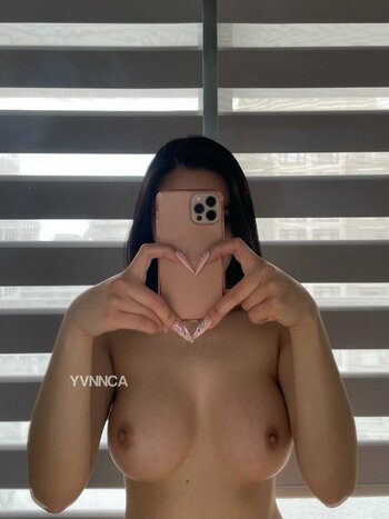 yvonnca / yvnnca / yvnnca_ Nude Leaks OnlyFans Photo 2