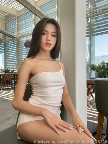 Zhang / margaretzhang Nude Leaks Photo 28