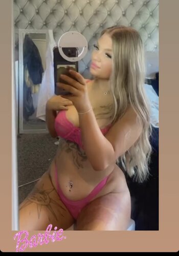 Zoe_ellerington / zoeeevixen Nude Leaks OnlyFans Photo 1