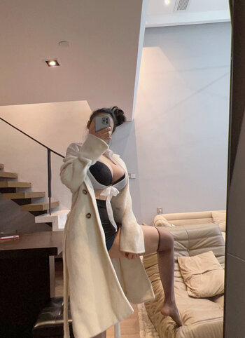 zuo_gongzi / ZuoGongzi Nude Leaks Photo 6