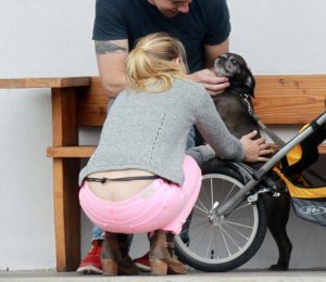 Kristen-Bell-butt-crack-2.jpg