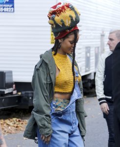 Rihanna Pokies 1.jpg