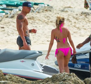 Olivia Buckland Sexy 14.jpg