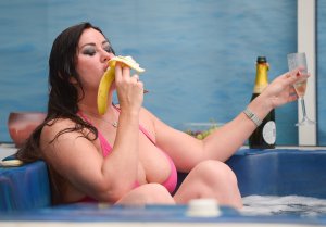 Lisa Appleton Sexy 1.jpg