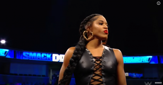 Bianca_Belair_showng_her_hot_Body_on_SmackDown_the_08.png