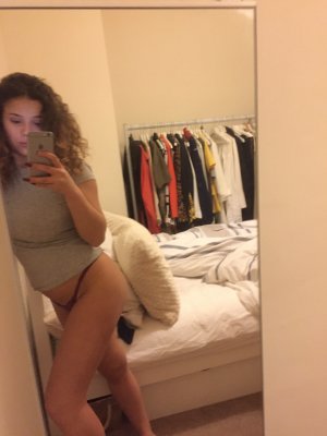 IMG_0885.JPG IMG_0885.JPG