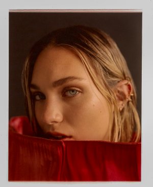1_maddie Ziegler by Jonny Marlow.jpg