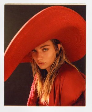 5_maddie Ziegler by Jonny Marlow.jpg