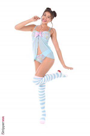 0009-01_1200 thefappeningblog.com.jpg