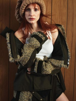 jessica-chastain-in-l-officiel-paris-fall-2021-0.jpg