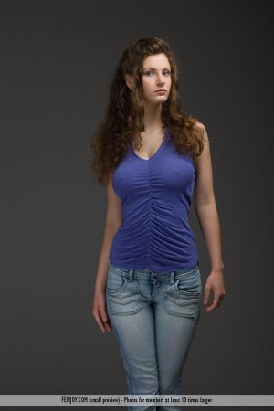 susann-has-such-a-seductive-pair-of-big-round-boobs-which-she-flaunts-shamelessly-01 thefappen...jpg