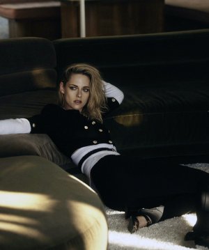 Kristen Stewart for Vogue Australia (2).jpg