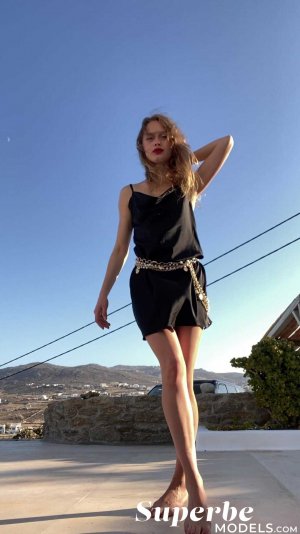 0004-09 thefappeningblog.com.jpg